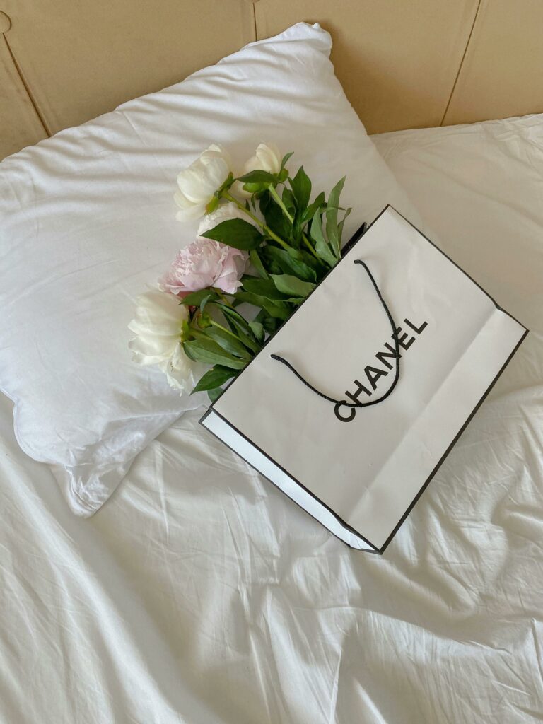 Chanel-inspirerade Accessoarer: Lyxiga Detaljer kvinnor