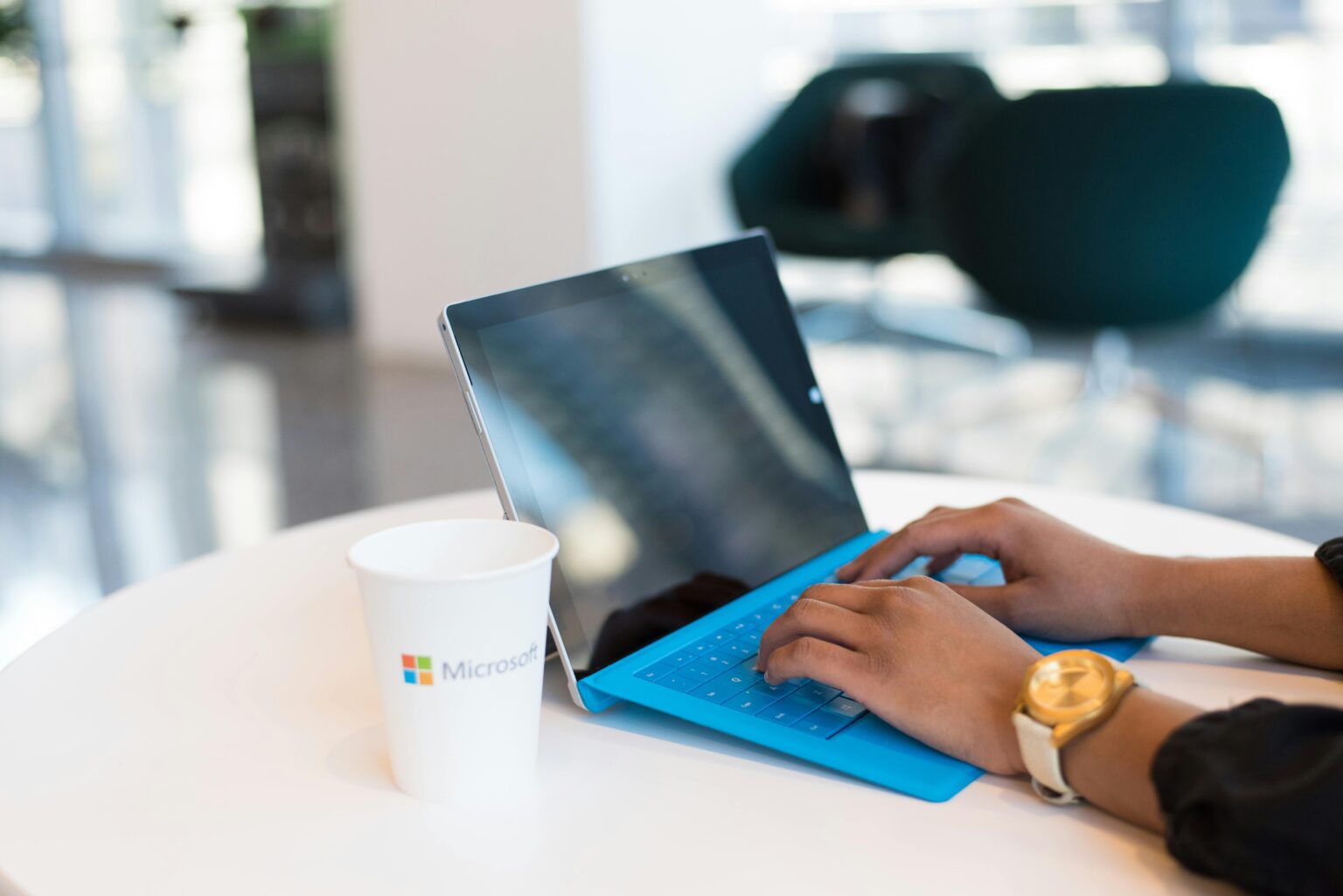 Därför satsar jag på Windows 11 Pro och Office 2024 – och varför Keytive är min självklara återförsäljare